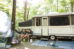 Pop up travel camper