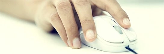 close-up-hand-on-computer-mouse
