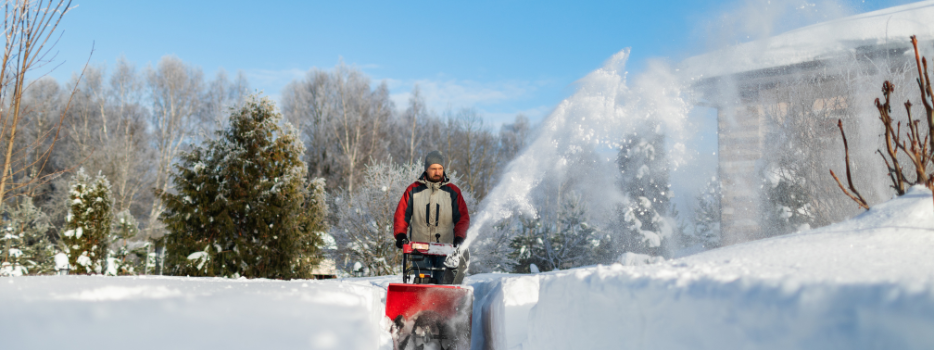 Snow blower buying tips for every homeowner blog image
